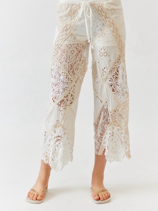 Kimchi Blue Pants - NWT Kimchi Blue Cream Lace Patchwork Wide-Leg Pants